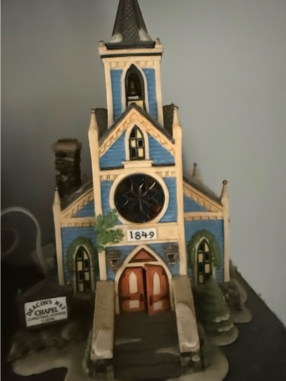 Department 56 White Decorative Figurine with Label